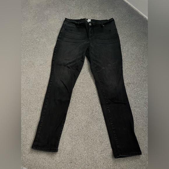 Maurice’s black jeans - Picture 1 of 2